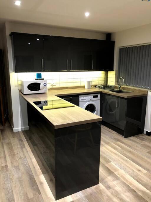 Coastal Bungalow, Sleeps 5 And Ideal For Walkers Amlwch Zewnętrze zdjęcie