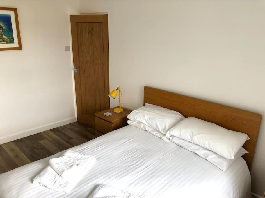 Coastal Bungalow, Sleeps 5 And Ideal For Walkers Amlwch Zewnętrze zdjęcie