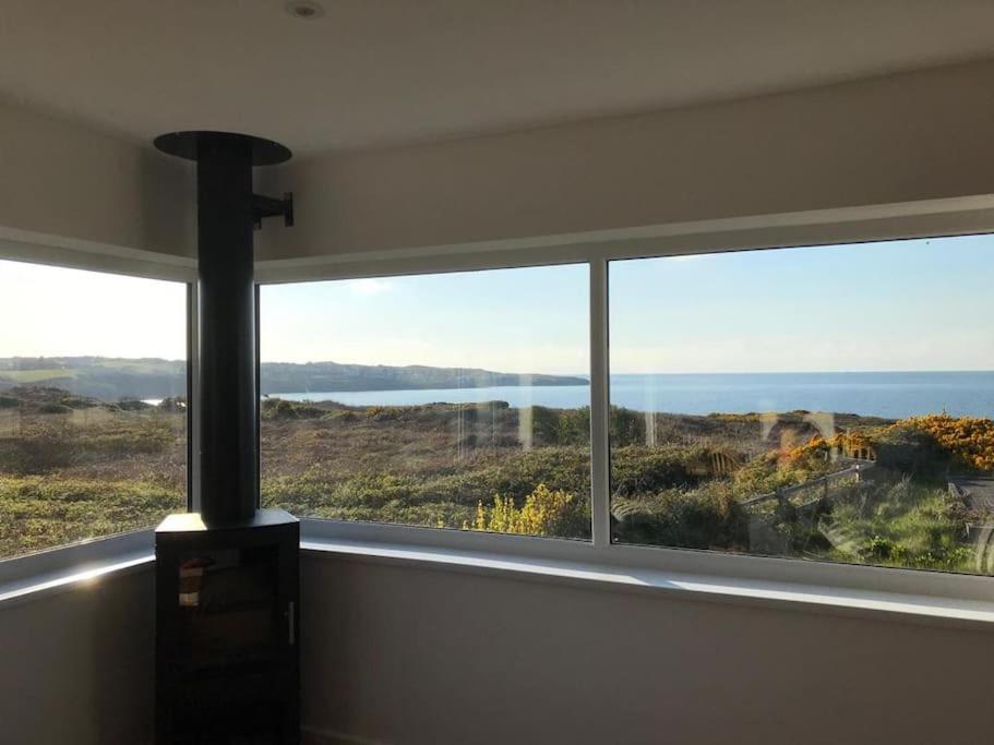 Coastal Bungalow, Sleeps 5 And Ideal For Walkers Amlwch Zewnętrze zdjęcie