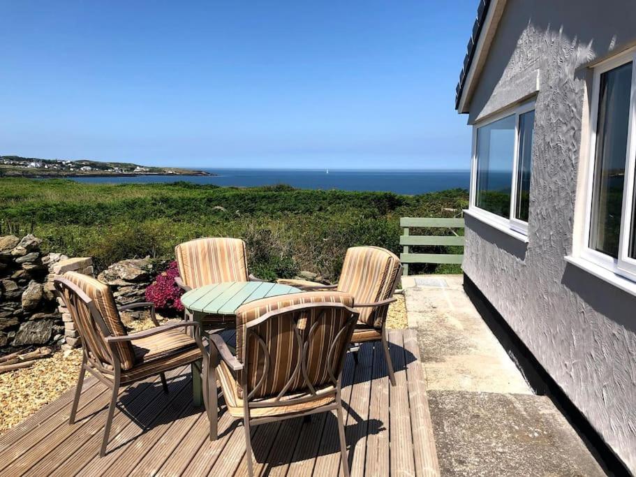 Coastal Bungalow, Sleeps 5 And Ideal For Walkers Amlwch Zewnętrze zdjęcie