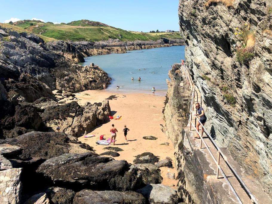 Coastal Bungalow, Sleeps 5 And Ideal For Walkers Amlwch Zewnętrze zdjęcie
